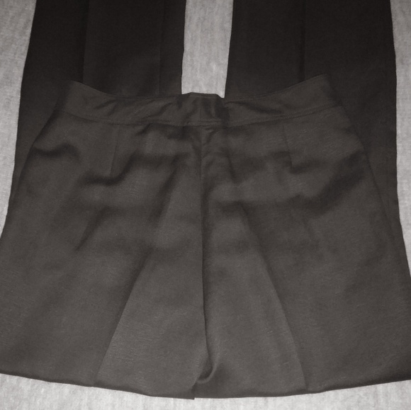TAHARI Woman's Black Linen Blend Pant Suit - Picture 8 of 8